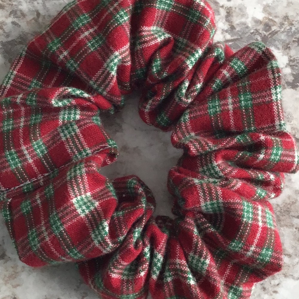 Red green flannel plaid hair scrunchie man bun new